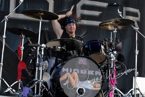 Hinder