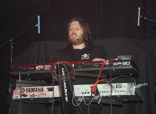Dark Tranquillity at Bogart's Cincinnati, OH on February 19, 2006 &mdash; concert photo by Wayne Dennon