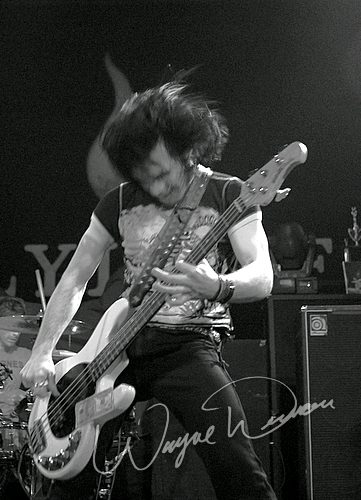 Flyleaf at Bogart's Cincinnati, OH on February 20, 2006 &mdash; concert photo by Wayne Dennon