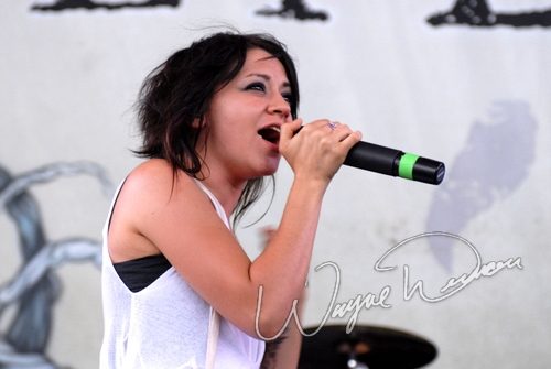 Flyleaf at Verizon Wireless Music Center Noblesville, IN on August 10, 2007 &mdash; concert photo by Wayne Dennon