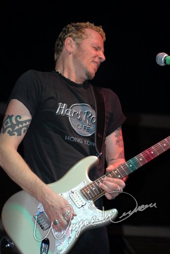Gary Hoey at Dallas Market Hall Dallas, TX on April 21, 2006 &mdash; concert photo by Wayne Dennon