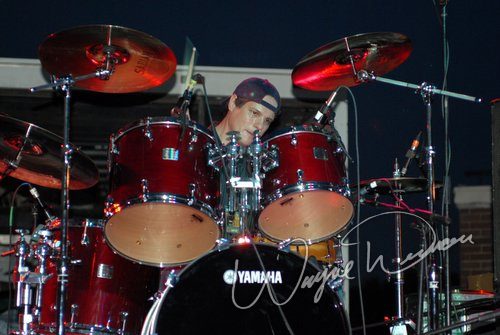 Gary Hoey at Dallas Market Hall Dallas, TX on April 21, 2006 &mdash; concert photo by Wayne Dennon