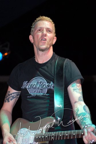 Gary Hoey at Dallas Market Hall Dallas, TX on April 21, 2006 &mdash; concert photo by Wayne Dennon