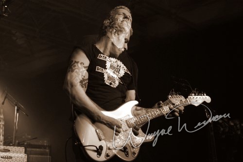 Gary Hoey at Dallas Market Hall Dallas, TX on April 23, 2006 &mdash; concert photo by Wayne Dennon