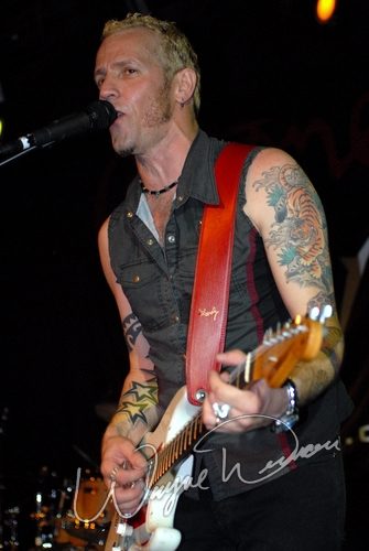 Gary Hoey at Antones Austin, TX on July 14, 2006 &mdash; concert photo by Wayne Dennon