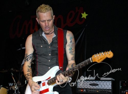 Gary Hoey at Antones Austin, TX on July 14, 2006 &mdash; concert photo by Wayne Dennon