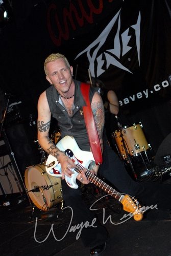 Gary Hoey at Antones Austin, TX on July 14, 2006 &mdash; concert photo by Wayne Dennon