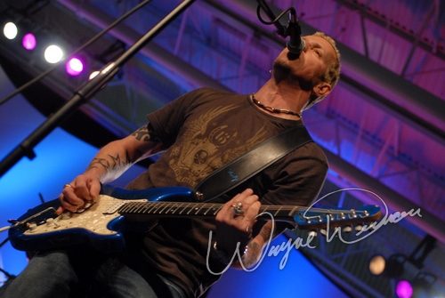 Gary Hoey at Dallas Market Hall Dallas, TX on April 21, 2007 &mdash; concert photo by Wayne Dennon