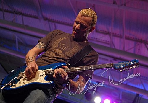 Gary Hoey at Dallas Market Hall Dallas, TX on April 21, 2007 &mdash; concert photo by Wayne Dennon