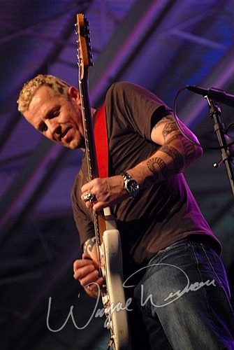 Gary Hoey at Dallas Market Hall Dallas, TX on April 21, 2007 &mdash; concert photo by Wayne Dennon