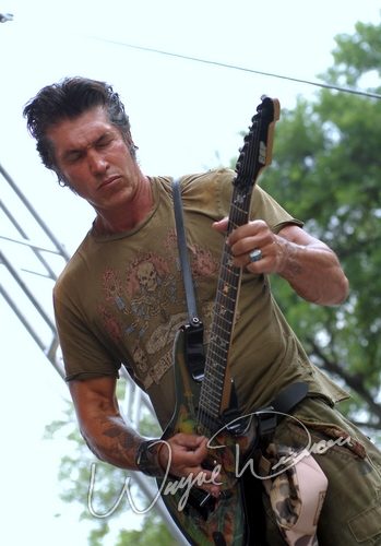George Lynch at Dallas Market Hall Dallas, TX on April 22, 2007 &mdash; concert photo by Wayne Dennon