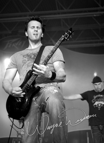 F 5 at Dallas Market Hall Dallas, TX on April 22, 2006 &mdash; concert photo by Wayne Dennon