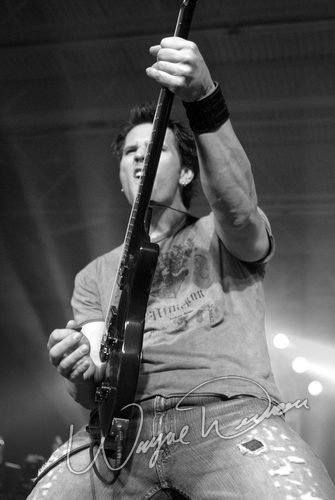 F 5 at Dallas Market Hall Dallas, TX on April 22, 2006 &mdash; concert photo by Wayne Dennon