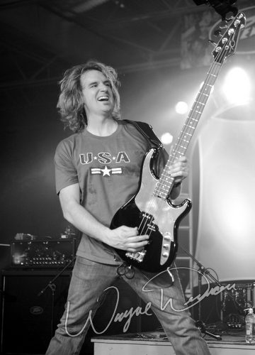 F 5 at Dallas Market Hall Dallas, TX on April 22, 2006 &mdash; concert photo by Wayne Dennon