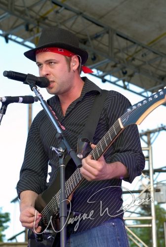 Hurt at Jillian's Louisville, KY on May 5, 2006 &mdash; concert photo by Wayne Dennon