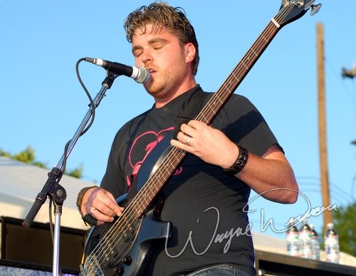 Hurt at Jillian's Louisville, KY on May 5, 2006 &mdash; concert photo by Wayne Dennon