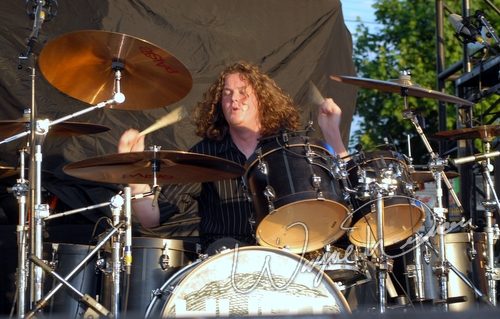 Hurt at Jillian's Louisville, KY on May 5, 2006 &mdash; concert photo by Wayne Dennon