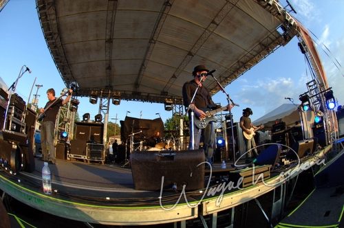 Hurt at Jillian's Louisville, KY on May 5, 2006 &mdash; concert photo by Wayne Dennon
