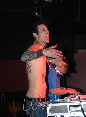 Tommy Lee at Jillian's Louisville, KY on May 6, 2006 &mdash; concert photo by Wayne Dennon