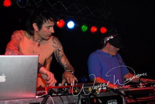 Tommy Lee at Jillian's Louisville, KY on May 6, 2006 &mdash; concert photo by Wayne Dennon