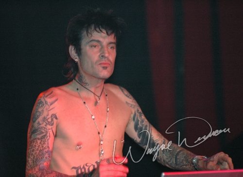 Tommy Lee at Jillian's Louisville, KY on May 6, 2006 &mdash; concert photo by Wayne Dennon