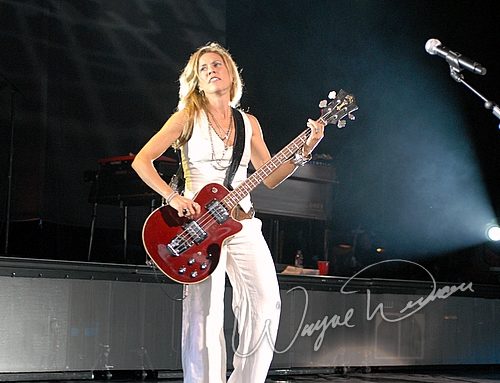 Sheryl Crow at Riverbend Music Center Cincinnati, OH on September 5, 2006 &mdash; concert photo by Wayne Dennon