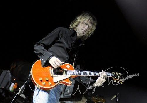 Sheryl Crow at National City Pavilion Cincinnati, OH on May 25, 2008 &mdash; concert photo by Wayne Dennon