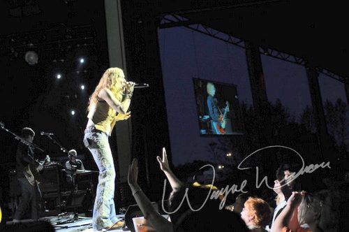 Sheryl Crow at National City Pavilion Cincinnati, OH on May 25, 2008 &mdash; concert photo by Wayne Dennon