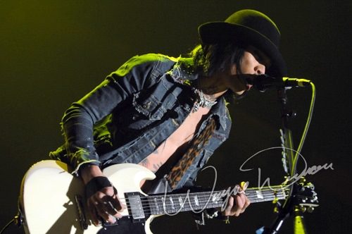 Buckcherry at Bank of Kentucky Center Highland Heights, KY on February 23, 2009 &mdash; concert photo by Wayne Dennon
