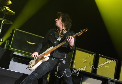 Buckcherry at Bank of Kentucky Center Highland Heights, KY on February 23, 2009 &mdash; concert photo by Wayne Dennon