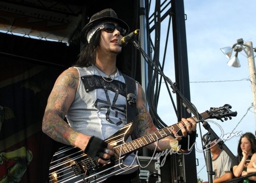 Avenged Sevenfold at Montgomery Co. Fairgrounds Dayton, OH on September 17, 2006 &mdash; concert photo by Wayne Dennon