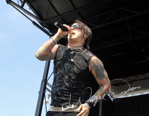 Eighteen Visions at Montgomery Co. Fairgrounds Dayton, OH on September 17, 2006 &mdash; concert photo by Wayne Dennon