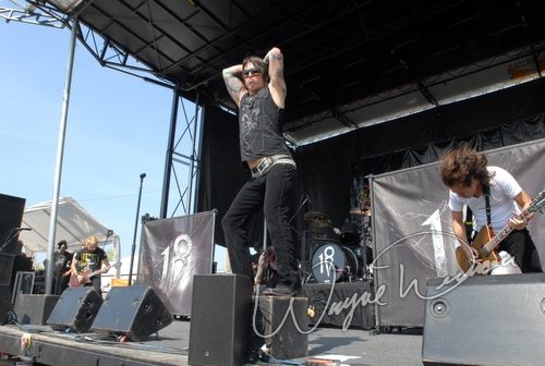 Eighteen Visions at Montgomery Co. Fairgrounds Dayton, OH on September 17, 2006 &mdash; concert photo by Wayne Dennon