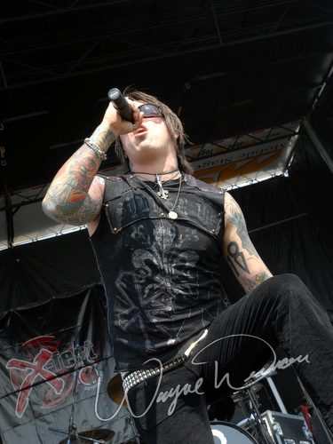 Eighteen Visions at Montgomery Co. Fairgrounds Dayton, OH on September 17, 2006 &mdash; concert photo by Wayne Dennon