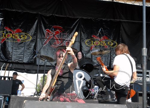 Eighteen Visions at Montgomery Co. Fairgrounds Dayton, OH on September 17, 2006 &mdash; concert photo by Wayne Dennon