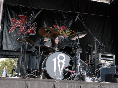 Eighteen Visions at Montgomery Co. Fairgrounds Dayton, OH on September 17, 2006 &mdash; concert photo by Wayne Dennon