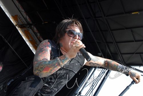 Eighteen Visions at Montgomery Co. Fairgrounds Dayton, OH on September 17, 2006 &mdash; concert photo by Wayne Dennon