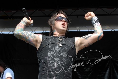 Eighteen Visions at Montgomery Co. Fairgrounds Dayton, OH on September 17, 2006 &mdash; concert photo by Wayne Dennon