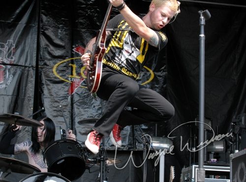 Eighteen Visions at Montgomery Co. Fairgrounds Dayton, OH on September 17, 2006 &mdash; concert photo by Wayne Dennon
