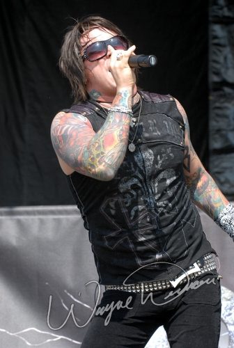 Eighteen Visions at Montgomery Co. Fairgrounds Dayton, OH on September 17, 2006 &mdash; concert photo by Wayne Dennon