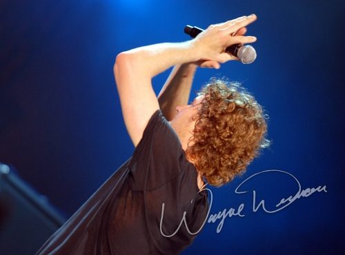 Dierks Bentley concert photo by Wayne Dennon