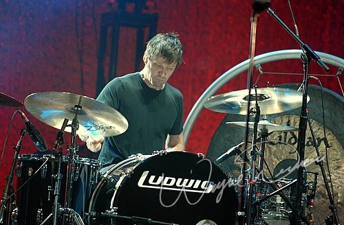 Dierks Bentley at Ervin J. Nutter Center Dayton, OH on November 16, 2006 &mdash; concert photo by Wayne Dennon