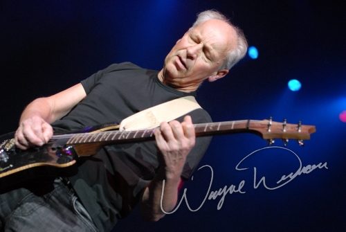 Martin Barre concert photo by Wayne Dennon