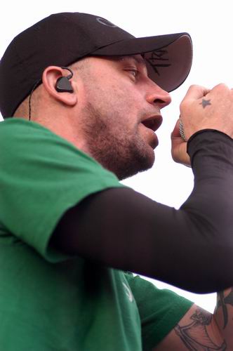 Cold at X-Fest Dayton, OH on September 14, 2003 &mdash; concert photo by Wayne Dennon