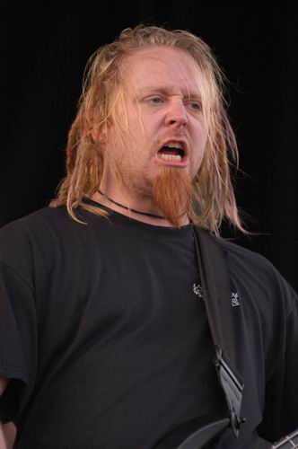 Cold at X-Fest Dayton, OH on September 14, 2003 &mdash; concert photo by Wayne Dennon
