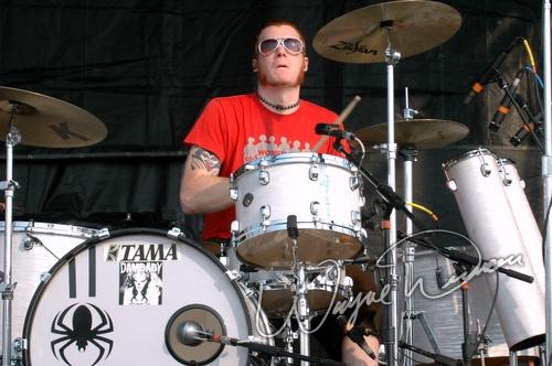 Cold at X-Fest Indianapolis, IN on September 10, 2005 &mdash; concert photo by Wayne Dennon