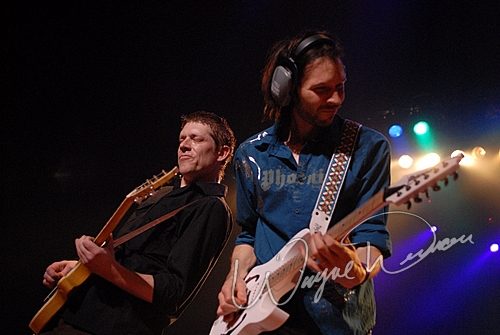 Paul Gilbert at Taft Theatre Cincinnati, OH on March 25, 2007 &mdash; concert photo by Wayne Dennon