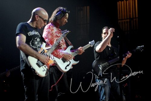 Paul Gilbert at Taft Theatre Cincinnati, OH on March 25, 2007 &mdash; concert photo by Wayne Dennon