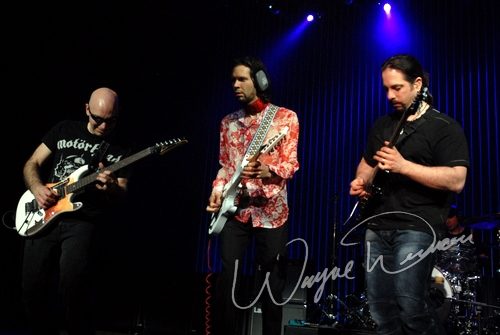 Paul Gilbert at Taft Theatre Cincinnati, OH on March 25, 2007 &mdash; concert photo by Wayne Dennon