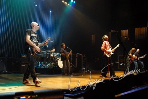 G3 at Taft Theatre Cincinnati, OH on March 25, 2007 &mdash; concert photo by Wayne Dennon